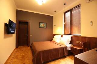 Отель Boutique-hotel ANANA Сухум Большой двухместный номер с 1 кроватью-5